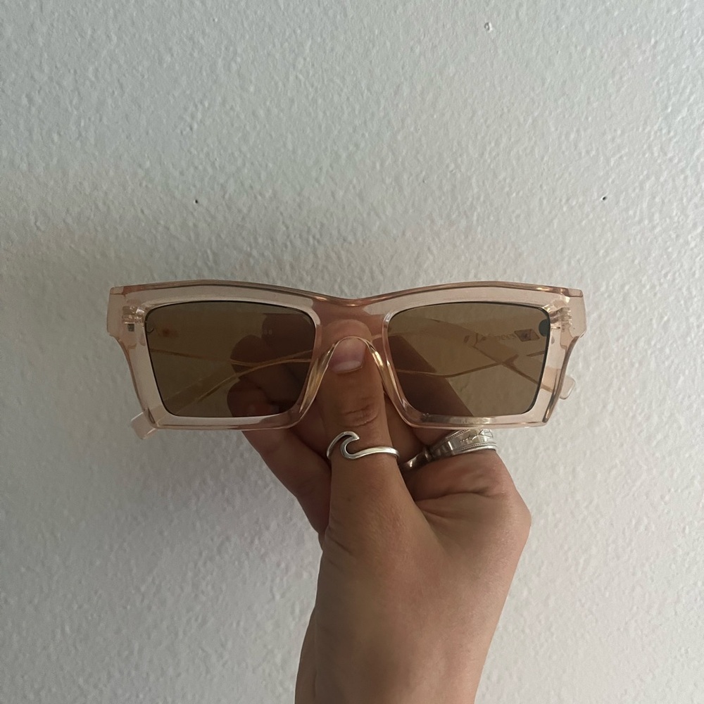 Le Specs women’s sunglasses